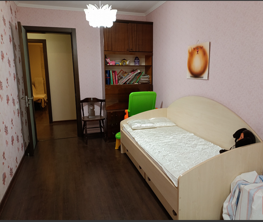 Продается 3- х комнатная квартира, ул. Прожекторная дом 5 А, арт. 5028