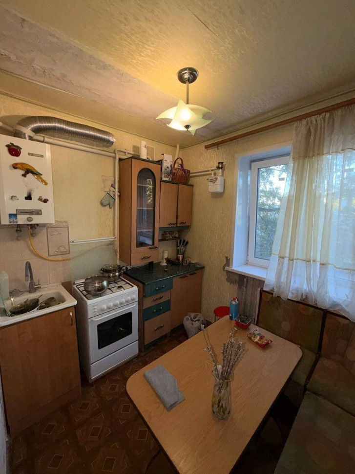 Продается 1 комнатная квартира, ул. Куйбышева, ориентир площадь Ткаченко, арт. 5937