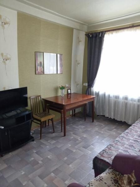 Продается 2 - х комнатная квартира, ул. Дворжака арт 2566