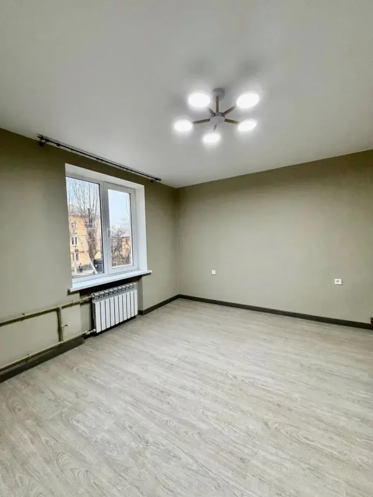 Продается 3 - х комнатная квартира, ул. Большая Магистральная, ориентир рынок Объединённый, арт. 5331