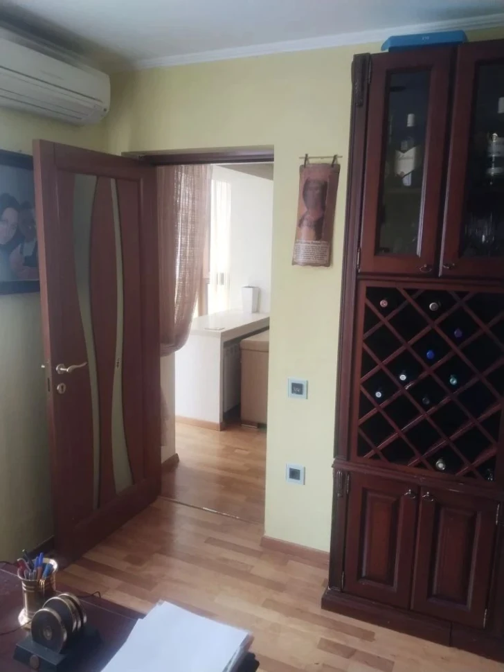 Продается 4 - х комнатная квартира, ул. Университетская дом 118 Б, арт. 5332