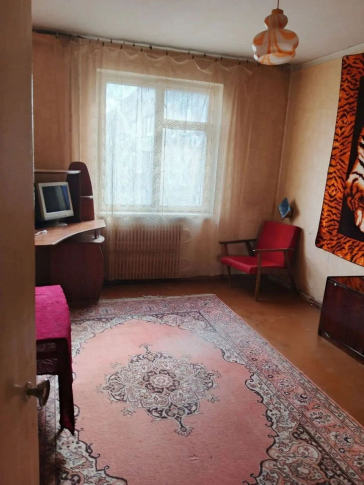 Сдается 2 - х комнатная квартира, ул. Политбойцов,арт. 660