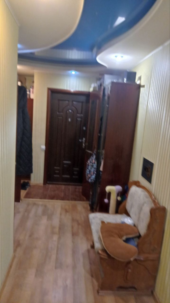 Продаю 3 - х комнатную квартиру, Атлетик.