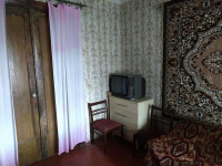 Продается 2 - х комнатная квартира, ул. Орджоникидзе арт 918