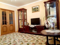 Продается 3 - х комнатная квартира, ул. Артема (Маяк) арт 3299