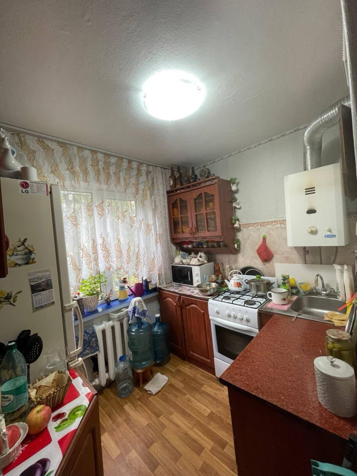 Продается 2 - х комнатная квартира, бульвар Шахтостроителей, арт. 5421