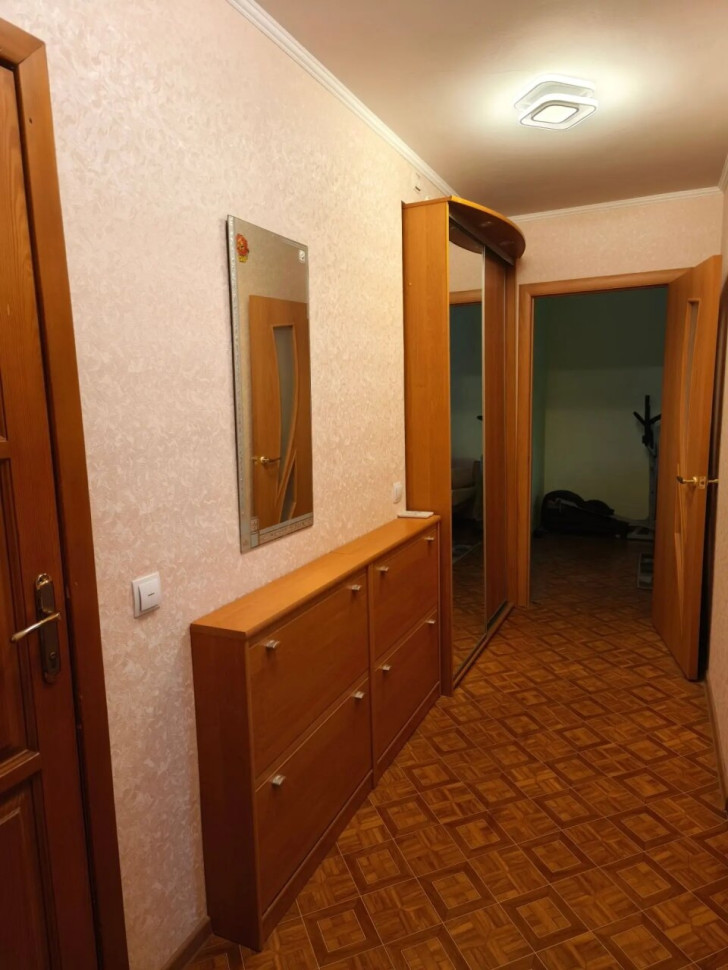 Продается 2 - х комнатная квартира, улица Семёнова-Тянь-Шанского, арт. 5788