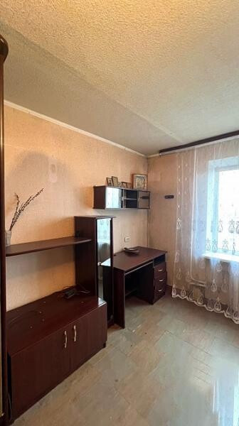 Продается 1 комната, ул. Светлова арт 3130