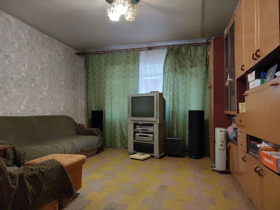 Продается 3 - х комнатная квартира, ул. Днепродзержинская, арт. 4756