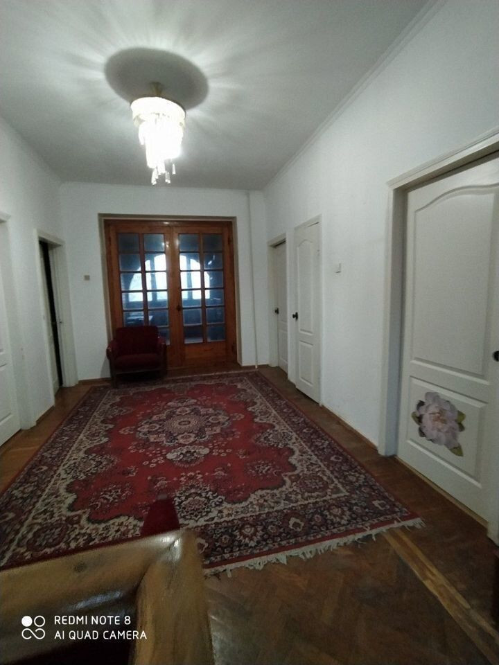 Продаю Дом в три этажа. 305 м2 БОССЕ