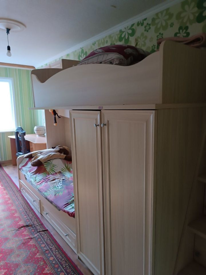Продаю 2 - х комнатную квартиру, бул. Шахтостроителей 