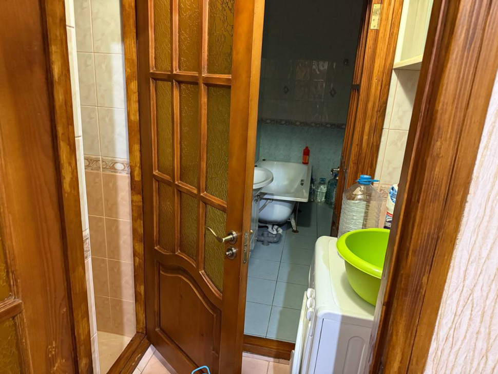 Продается 2-х комнатная квартира, ул. Собинова, арт. 4979