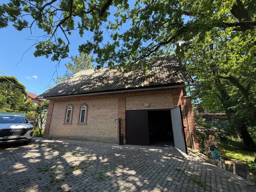 Продается 2 - х этажный дом, ул. Кирша, арт. 5953