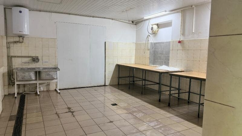 Продается коммерческое помещение, ул. Алексеева, арт. 5678