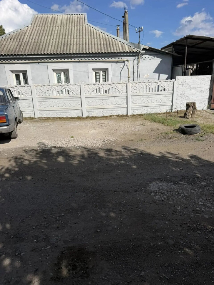 Продается дом, поселок Стройдеталь, ориентир Строймаркет на въезде в Макеевку, арт. 5959