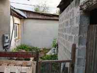 Продается полдома, ул. Саврасова арт 3745