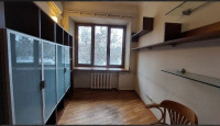 Продается 4 - х комнатная квартира, ул. Артема, арт. 5808