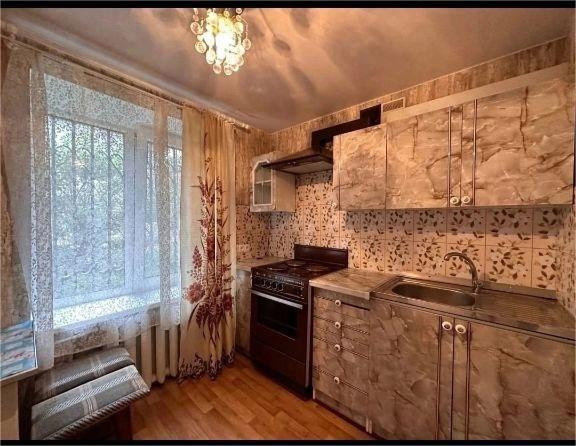 Продается 2 - х комнатная квартира, ул. Клайпеды, ориентир "Майский рынок", арт. 4917