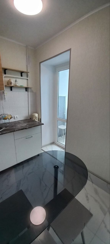 Продается 1 комнатная квартира, г. Бердянск, ориентир район АКЗ, арт. 5361