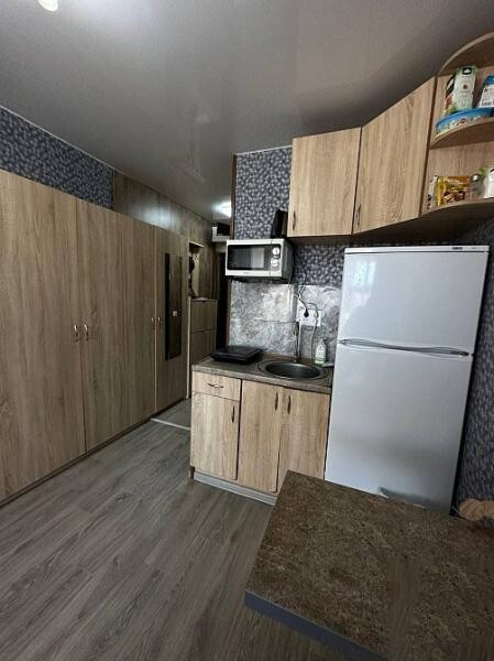 Продаётся квартира-студия, ул. Стадионная (Цирк) арт 3323