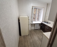 Продается 2 - х комнатная квартира, ул. Куйбышева, ориентир " Стадион Металлург", арт. 4777