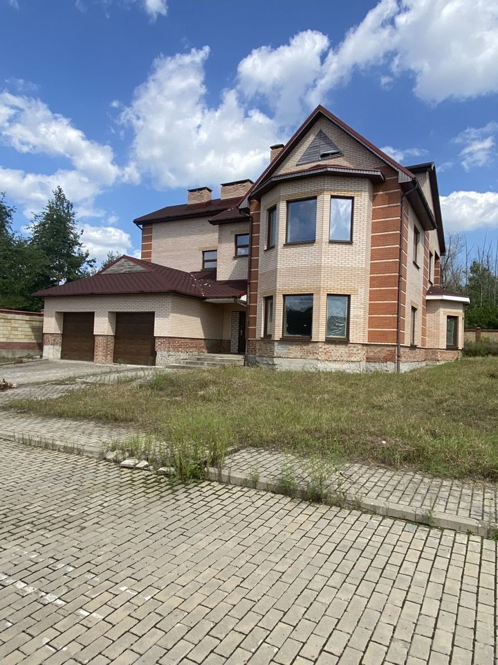 Продам Коттедж 550 м² 3 этажа «Дубровка»