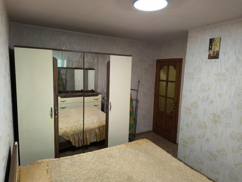 Продаётся 3 - х комнатная квартира, Партизанский проспект, ориентир "Путиловский рынок", арт. 4659