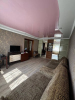 Продается 2 - х комнатная квартира, ориентир Пассаж, 1200