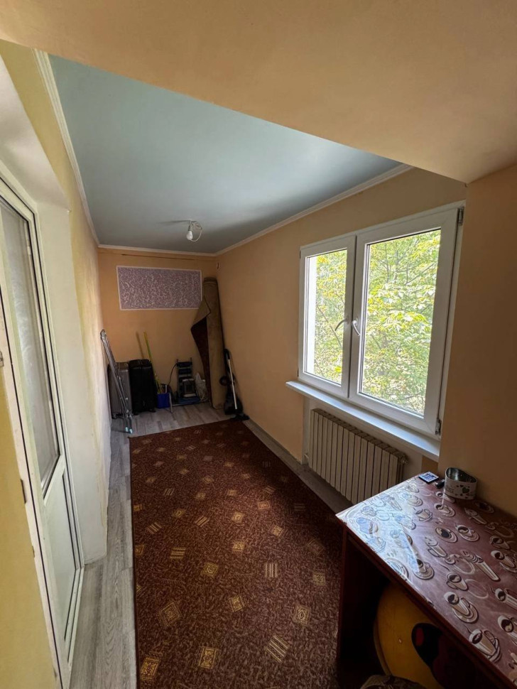 Продается 2 - х комнатная квартира, ориентир Пассаж, 1200