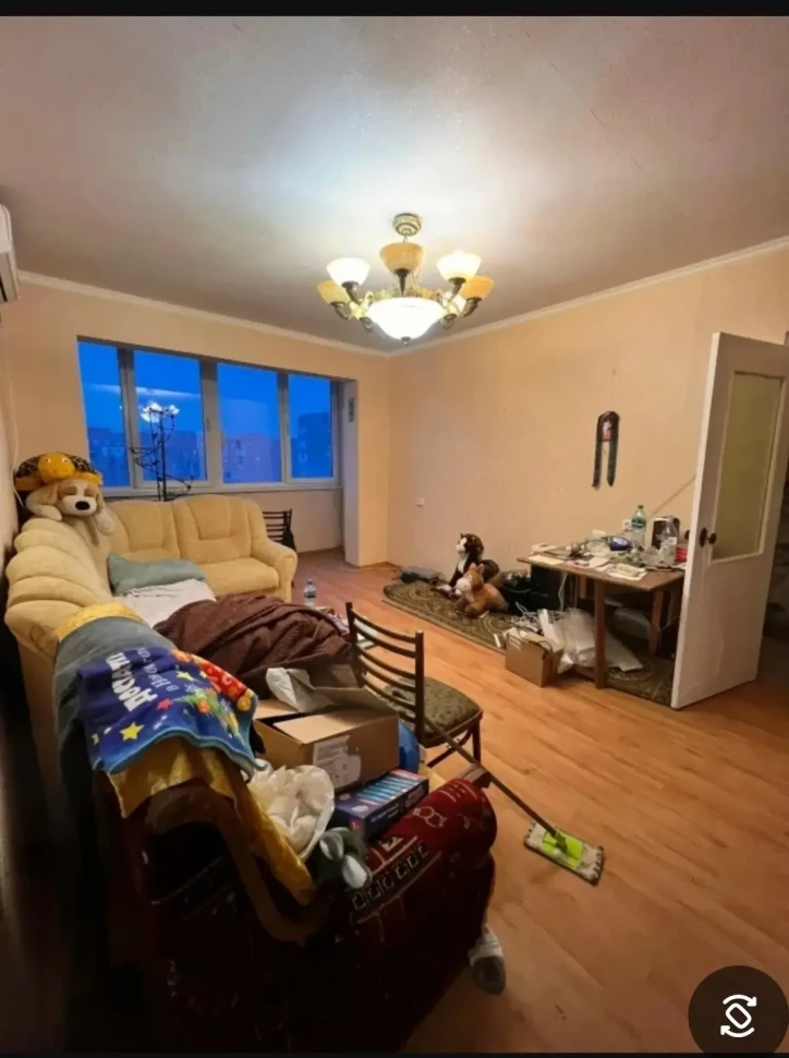 Продается 3 - х комнатная квартира, мкр. Зеленый-1, ориентир "Танк", арт. 1246