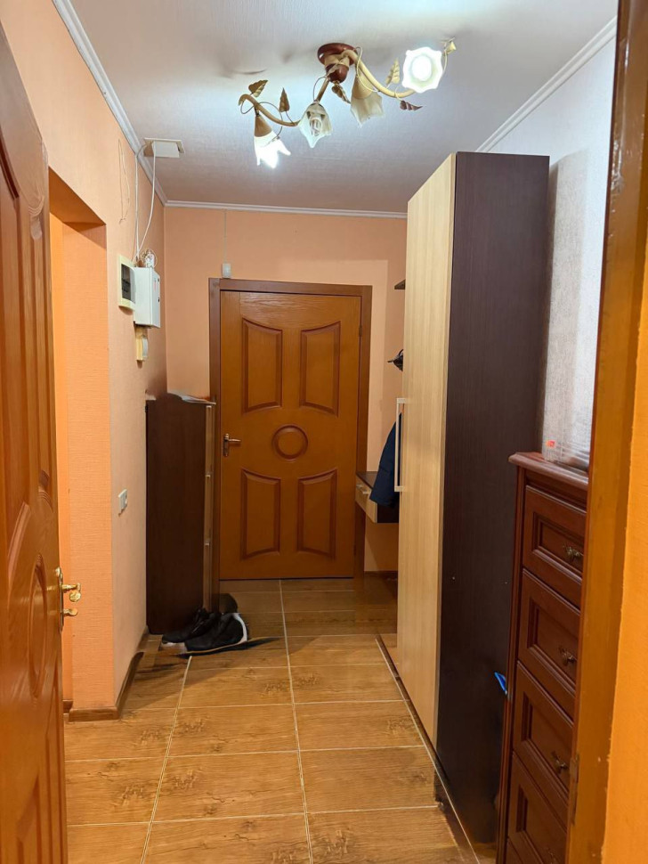 Продается 2 - х комнатная квартира, ул. Савченко, арт. 4936