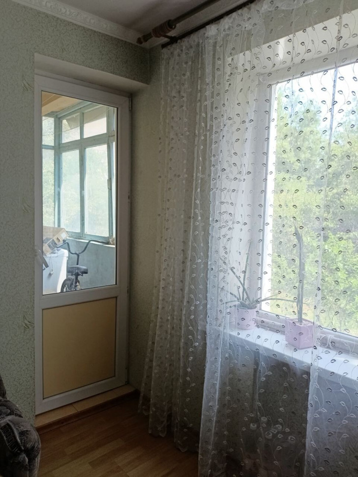 Продается 2 - х комнатная квартира, ул. Пархоменко арт 4189