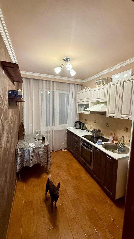 Продается 2 - х комнатная квартира, ориентир Галактика арт 3884