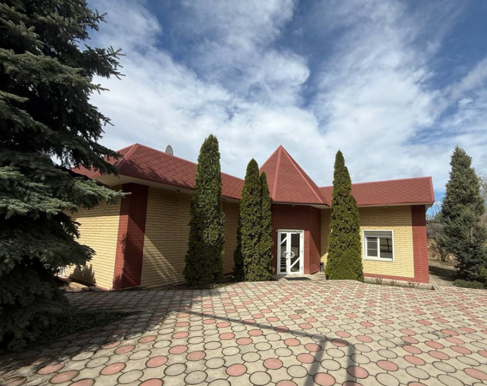 Продается коммерческое помещение бизнес-класса, ул. Белинского, арт. 5283