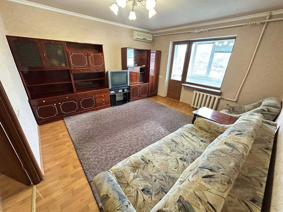 Продается 3 - х комнатная квартира, бул. Школьный арт 4511