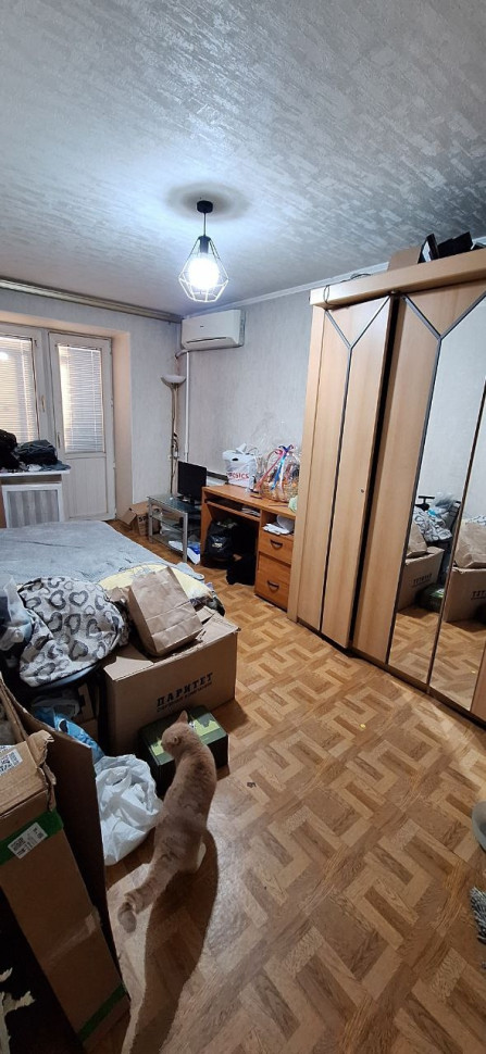 Продается 4- х комнатная квартира, пр-т Ильича, ориентир "Мединститут", арт. 5087
