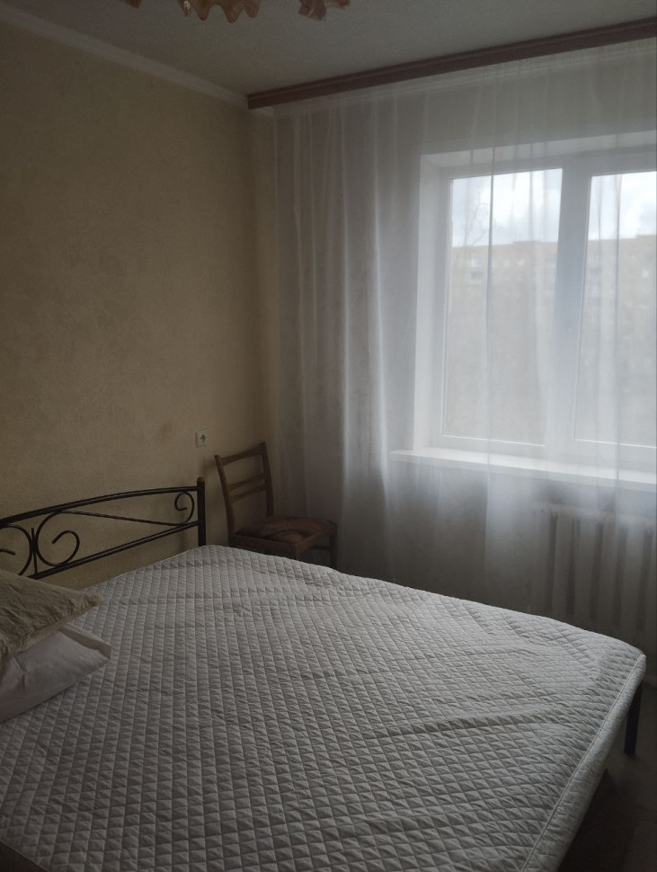 Продается 3-х комнатная квартира, ул. Петровского, дом 117, арт. 5218