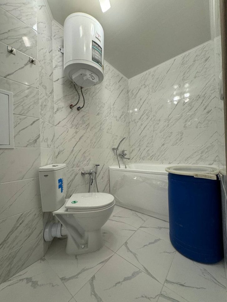 Продается 2 - х комнатная квартира, Артёма арт 2640