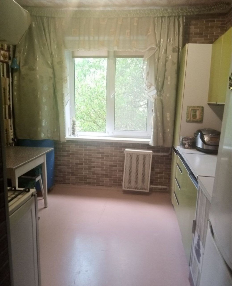 Продается 3 - х комнатная квартира, ул. Раздольная ??? арт 4455