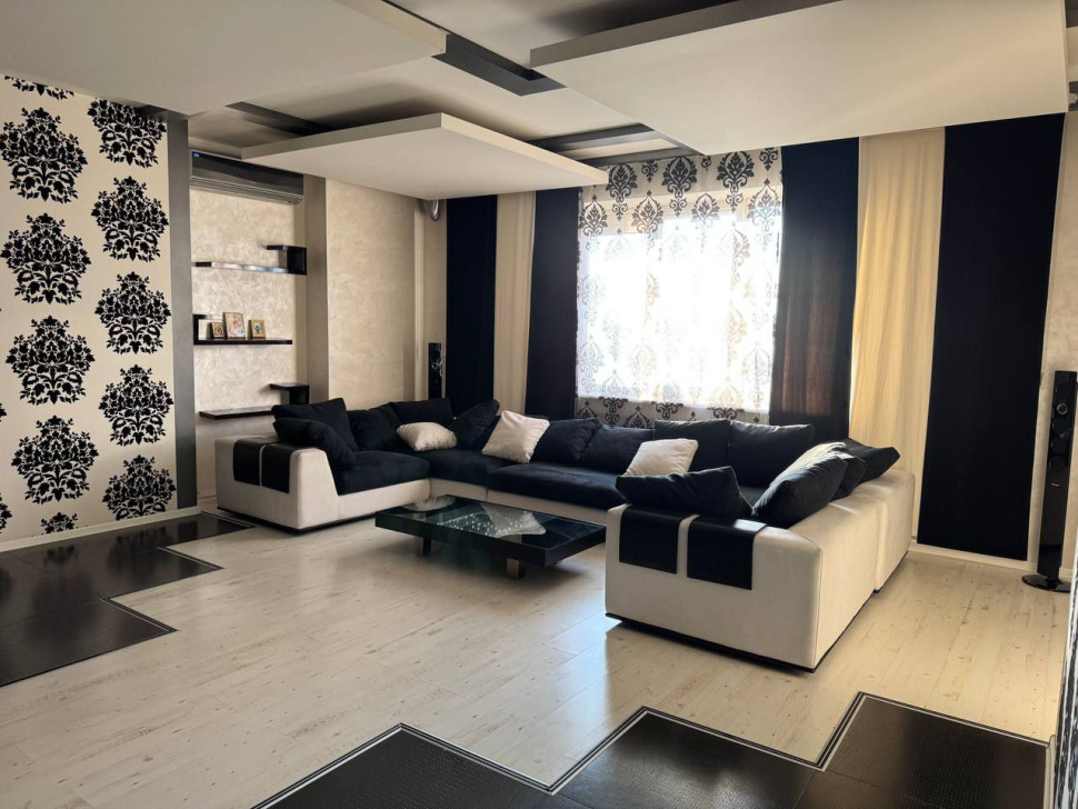 Сдается 3 - х комнатная квартира, ЖК Альтком, арт.311