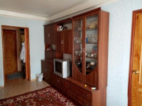 Продаю 3 - х комнатную квартиру, пр. Киевский, пос. Октябрьский арт 1879