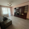 Продаю 2 - х комнатную квартиру, б-ца Калинина.