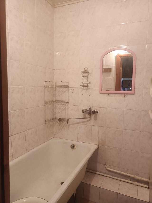 Продается 3 - х комнатная квартира, ул. Петровского арт 3886