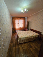 Продается 3 - х комнатная квартира, пр-т Комсомольский арт 3894