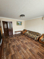 Продается 3 - х комнатная квартира, пр-т Комсомольский арт 3894