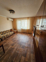 Продается 3 - х комнатная квартира, пр-т Комсомольский арт 3894