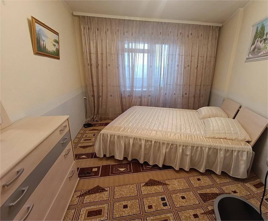 Продается 4 - х комнатная квартира, ул. Днепродзержинская дом 15, арт. 5025