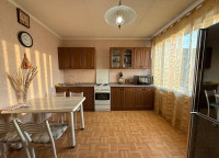 Продается 4 - х комнатная 2-х уровневая квартира, ул. Багратиона дом 7А, арт. 5330